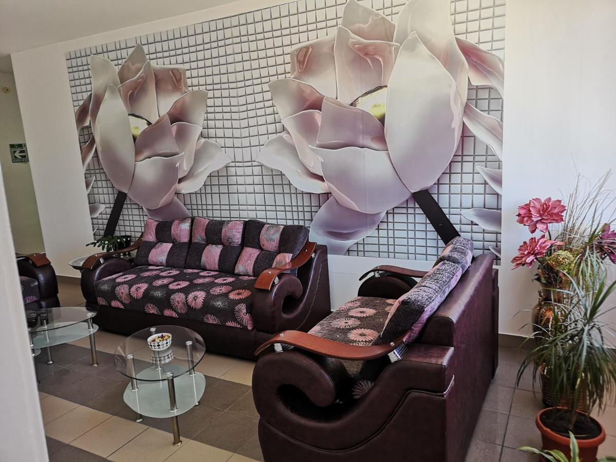 Garni Hotel Alma 皮罗特 外观 照片